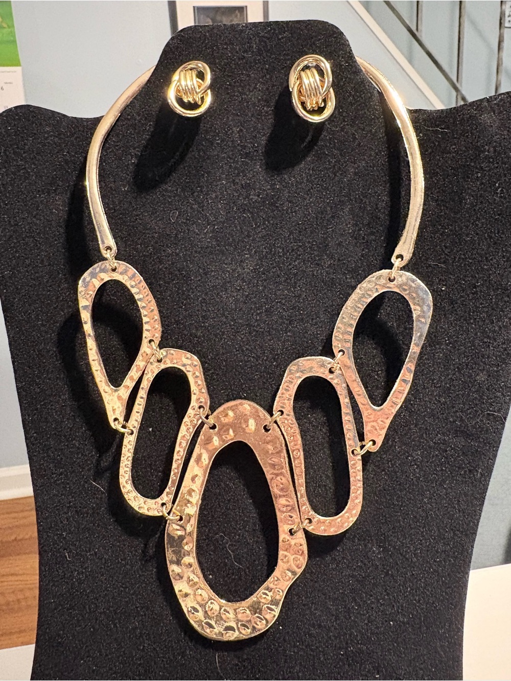 Vintage 90s statement necklace and earrings, gold tone